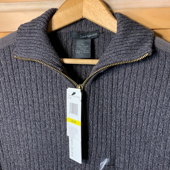 Calvin Klein Jeans (M) - Picture 2 of 16